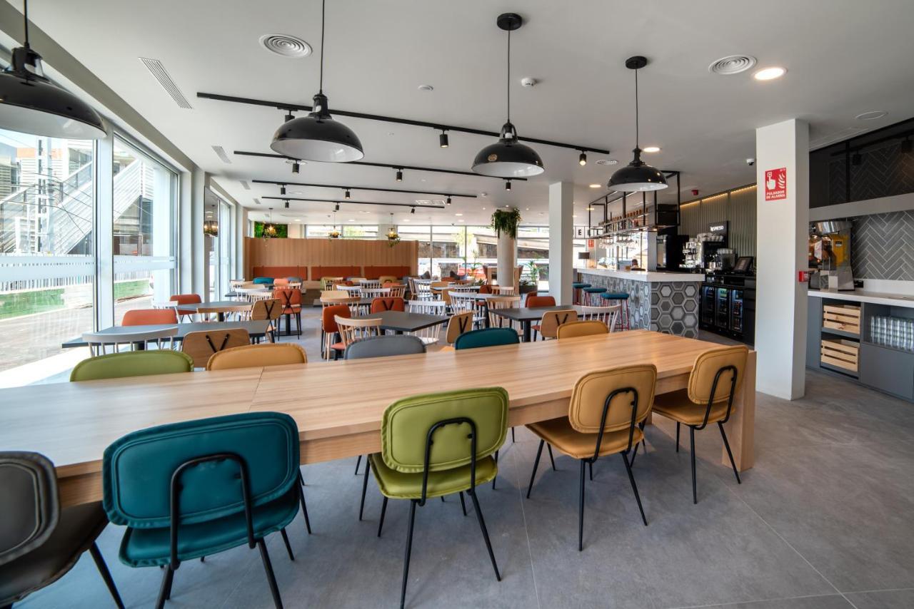 Ibis Styles Santander Hotel ภายนอก รูปภาพ